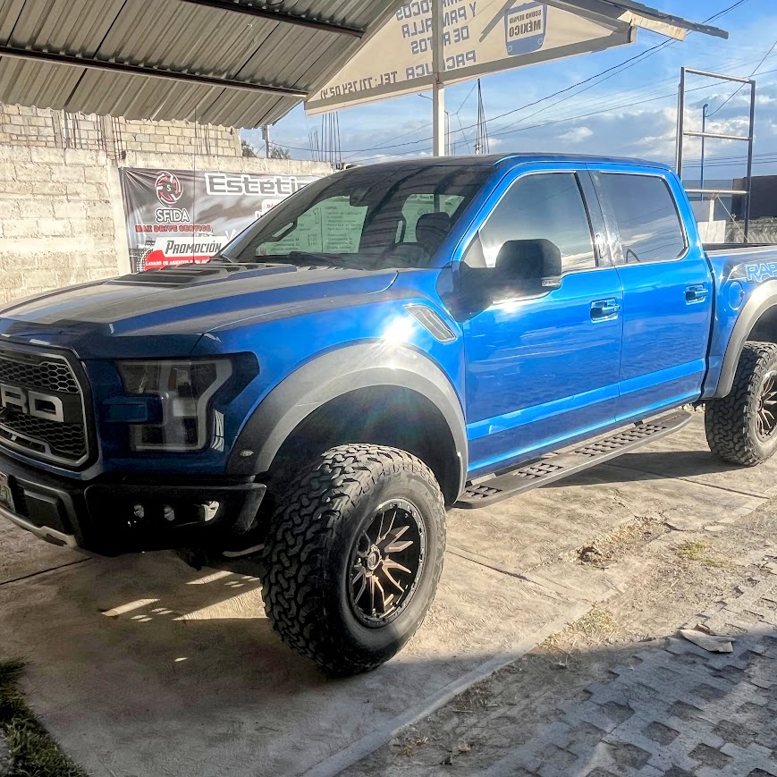 No cierra el quemacocos de Ford Edge, ejemplo de falla eléctrica y mecánica