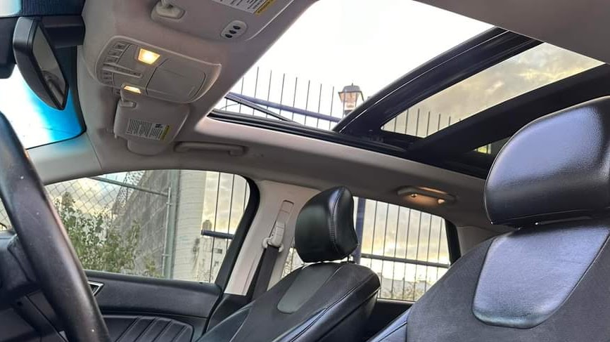 No Cierra El Quemacocos De Ford Edge: Solución Inmediata y Reparación